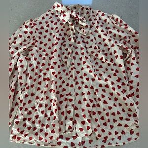 Unique Vintage, heart print, long sleeve top with bow neckline, 1X, EUC